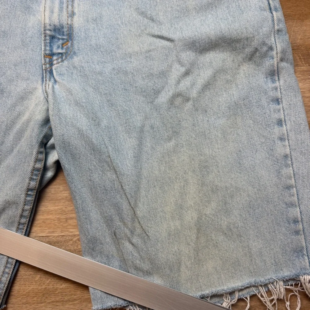 Vintage Levi's 550 Jean Shorts Mens 38 Blue Relaxed Fit Cut Off Made in USA